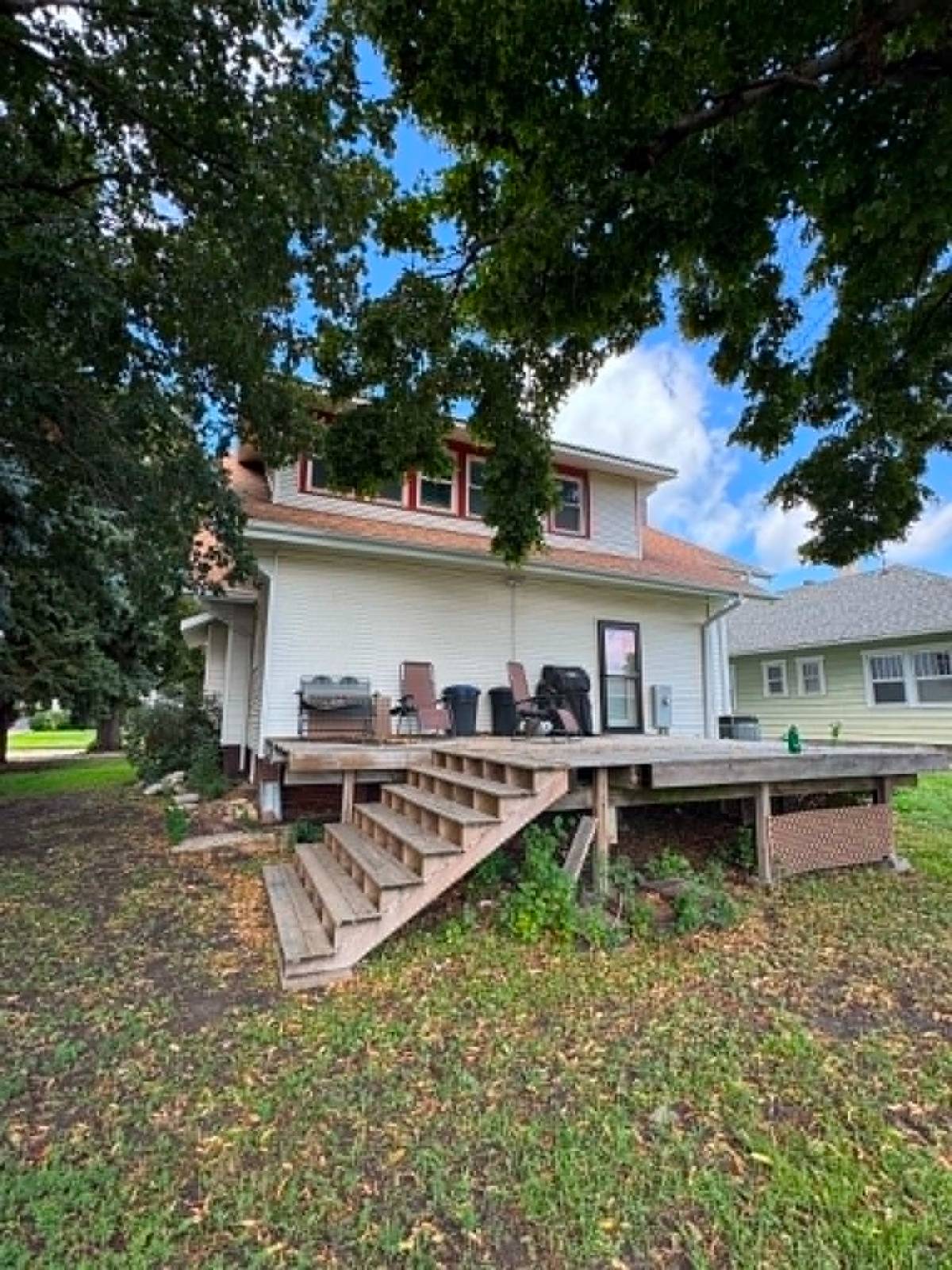 Photo 6 of 60 of home listing at 105 W 6th Street, Neligh, NE 68756