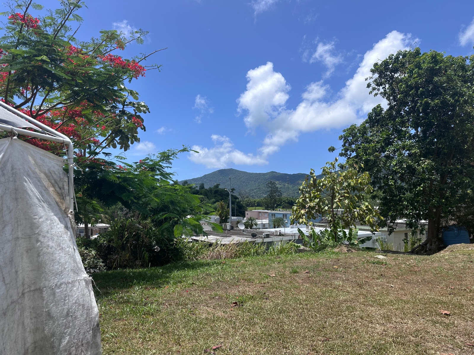 Photo 5 of 6 of land for sale at 67 Calle 7 #Solar 67, Yabucoa, PR 00767