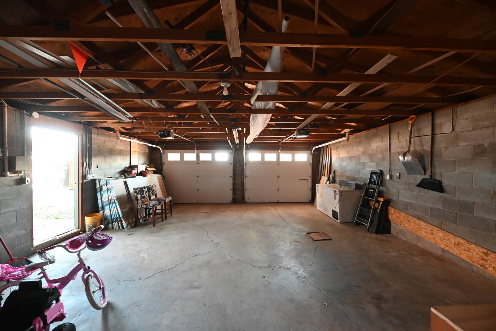 Photo 34 of 36 of home listing at 804 Flannery Ave, Cambridge, NE 69022