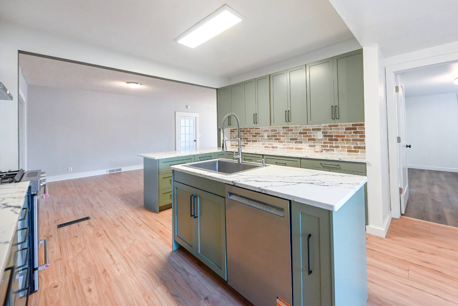 Photo 7 of 36 of home listing at 804 Flannery Ave, Cambridge, NE 69022