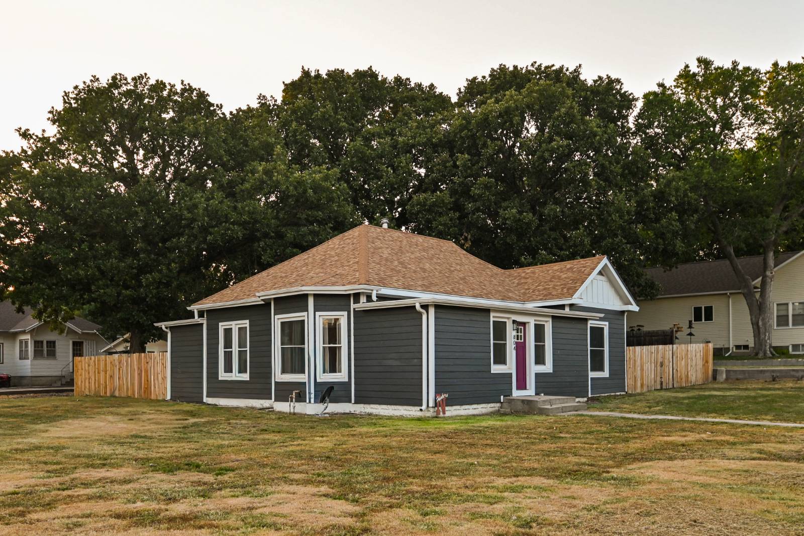 Photo 1 of 36 of home listing at 804 Flannery Ave, Cambridge, NE 69022