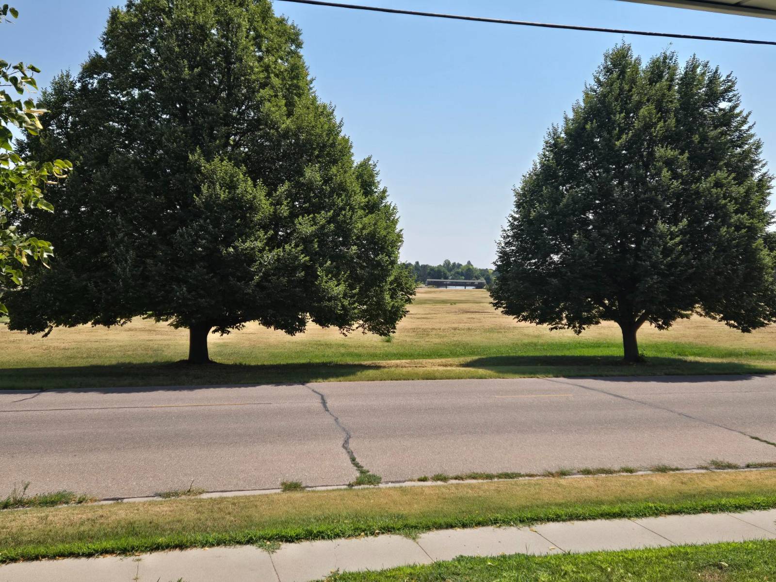 Photo 2 of 31 of home listing at 608 Hampton, Alliance, NE 69301