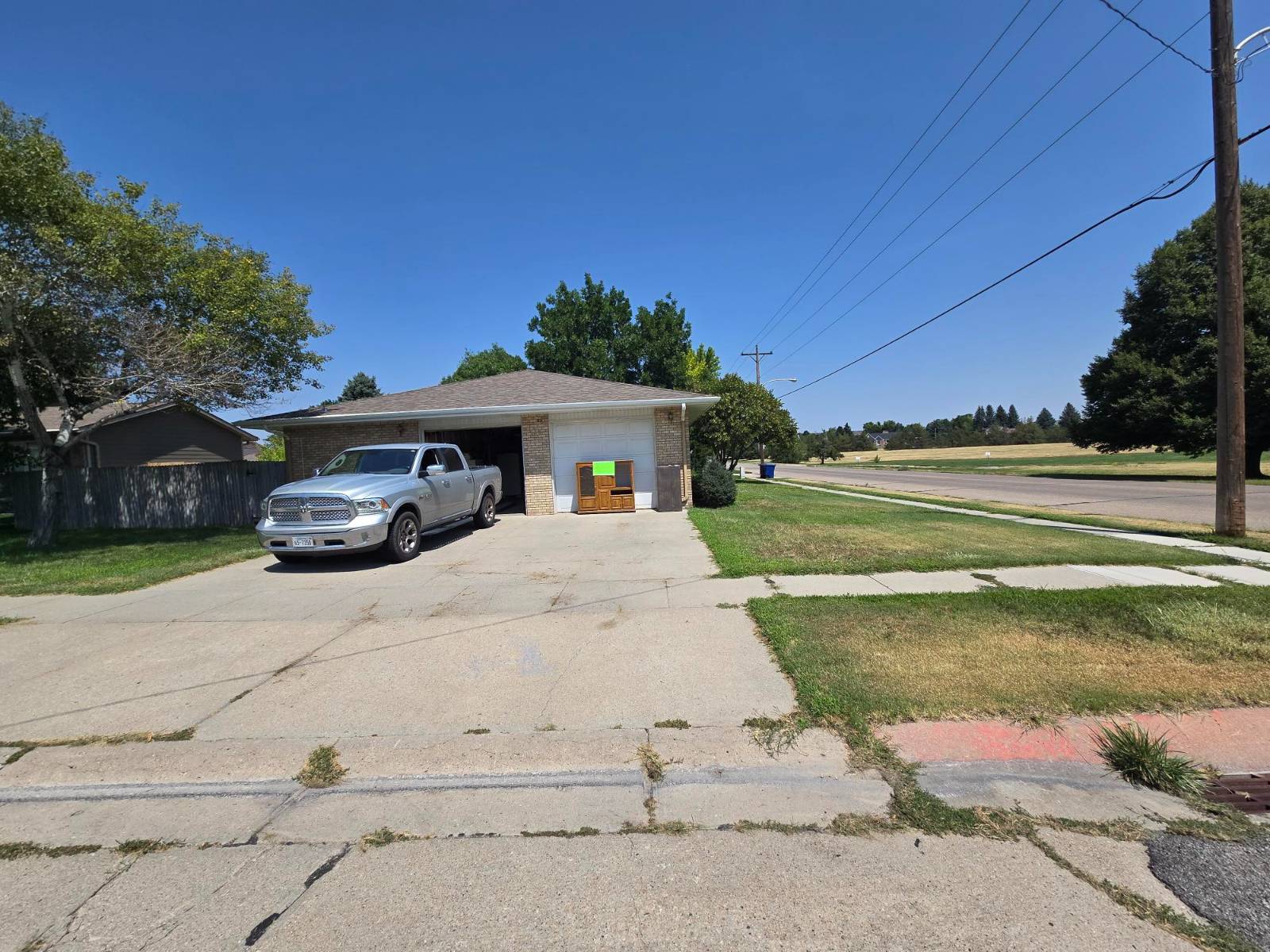 Photo 31 of 31 of home listing at 608 Hampton, Alliance, NE 69301