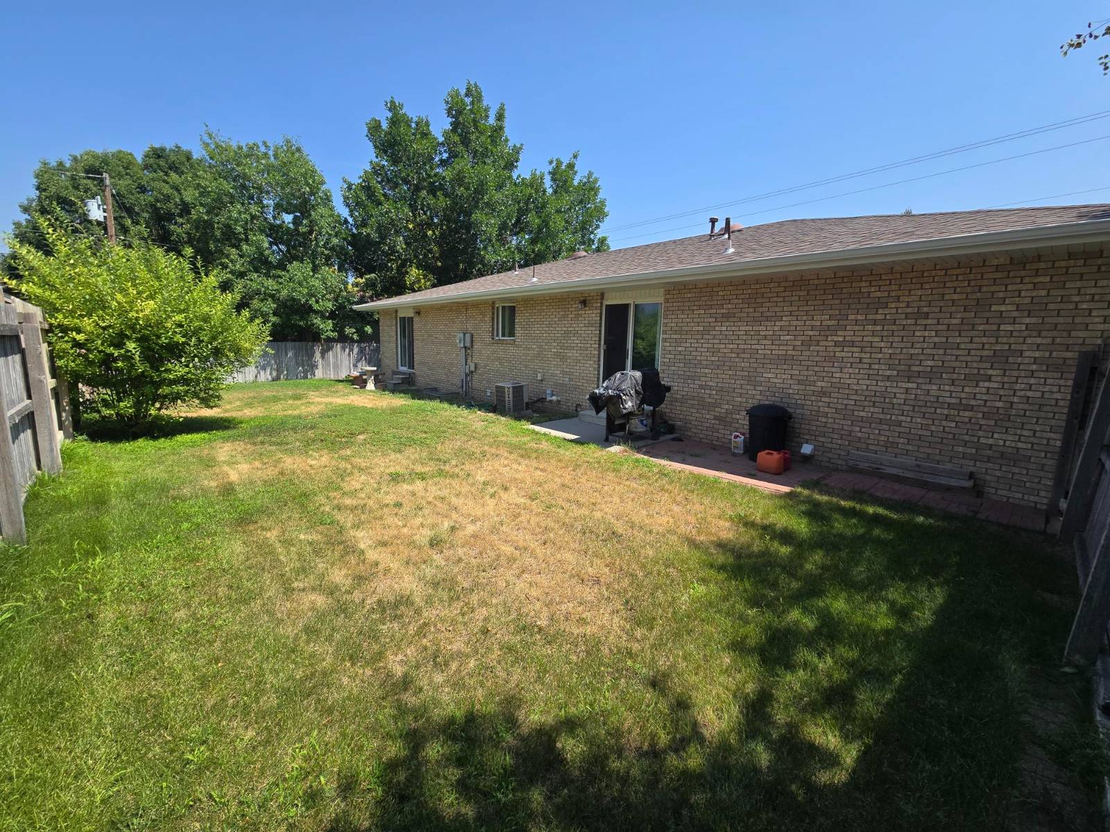 Photo 28 of 31 of home listing at 608 Hampton, Alliance, NE 69301