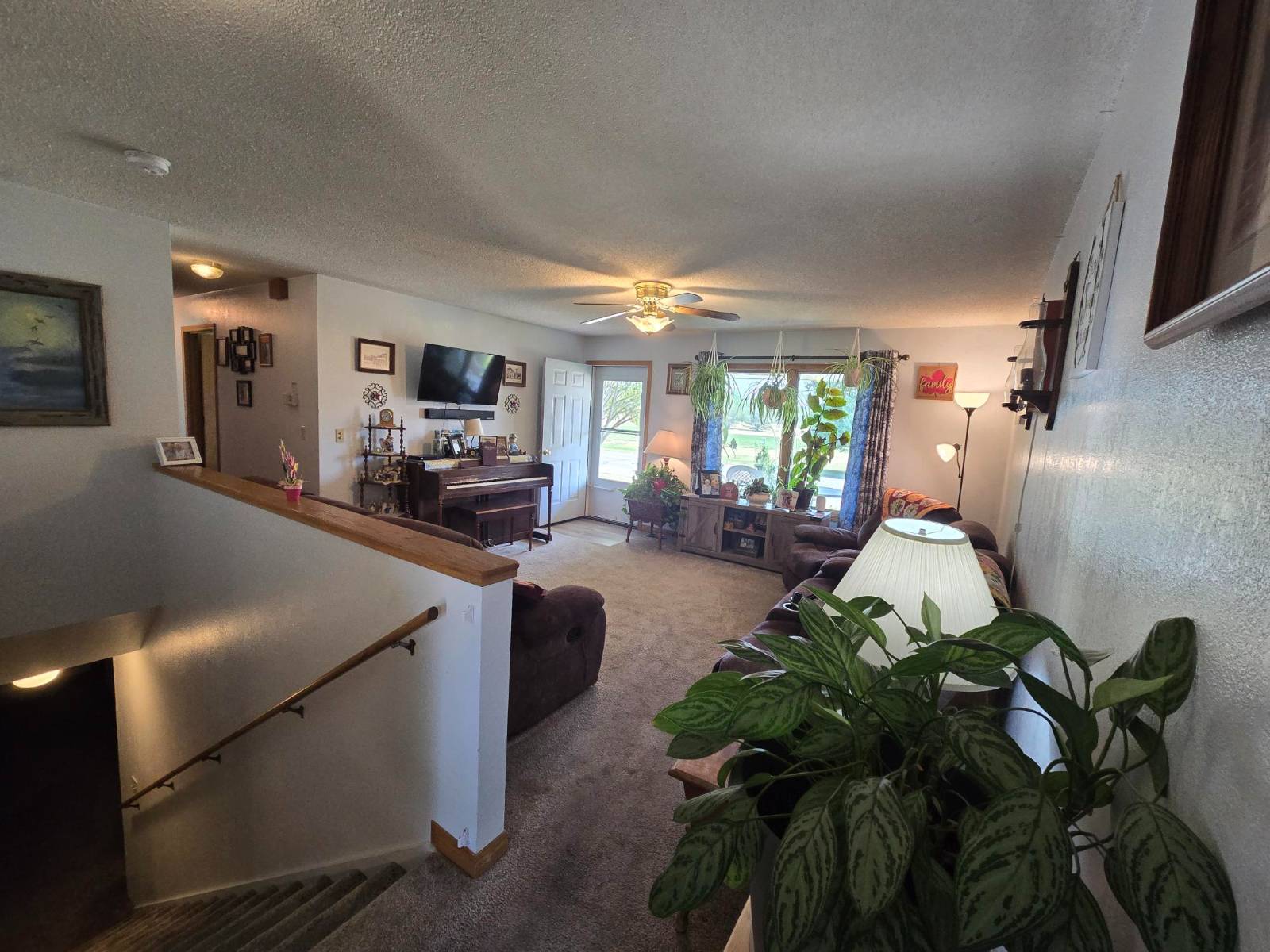 Photo 5 of 31 of home listing at 608 Hampton, Alliance, NE 69301