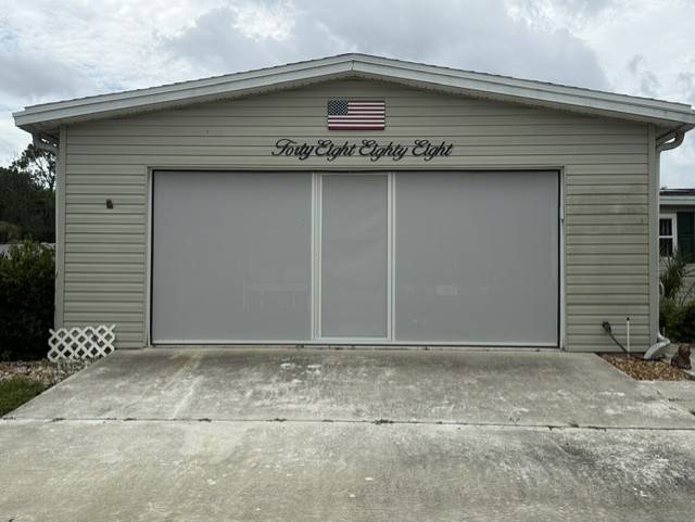 Beautifully Renovated 1890 Sq Ft Home-Move-IN-Ready thumbnail 2