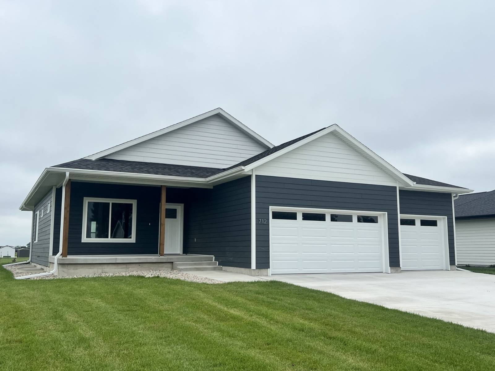 Photo 1 of 15 of home listing at 712 B. Street, Hampton, NE 68843