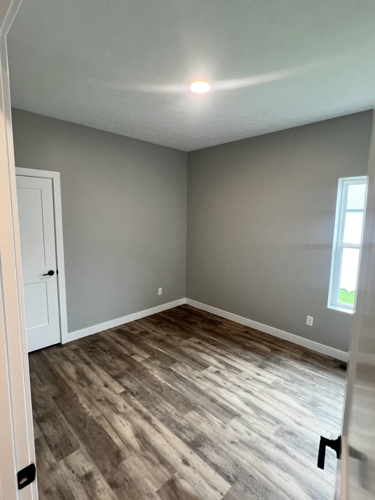 Photo 10 of 15 of home listing at 712 B. Street, Hampton, NE 68843