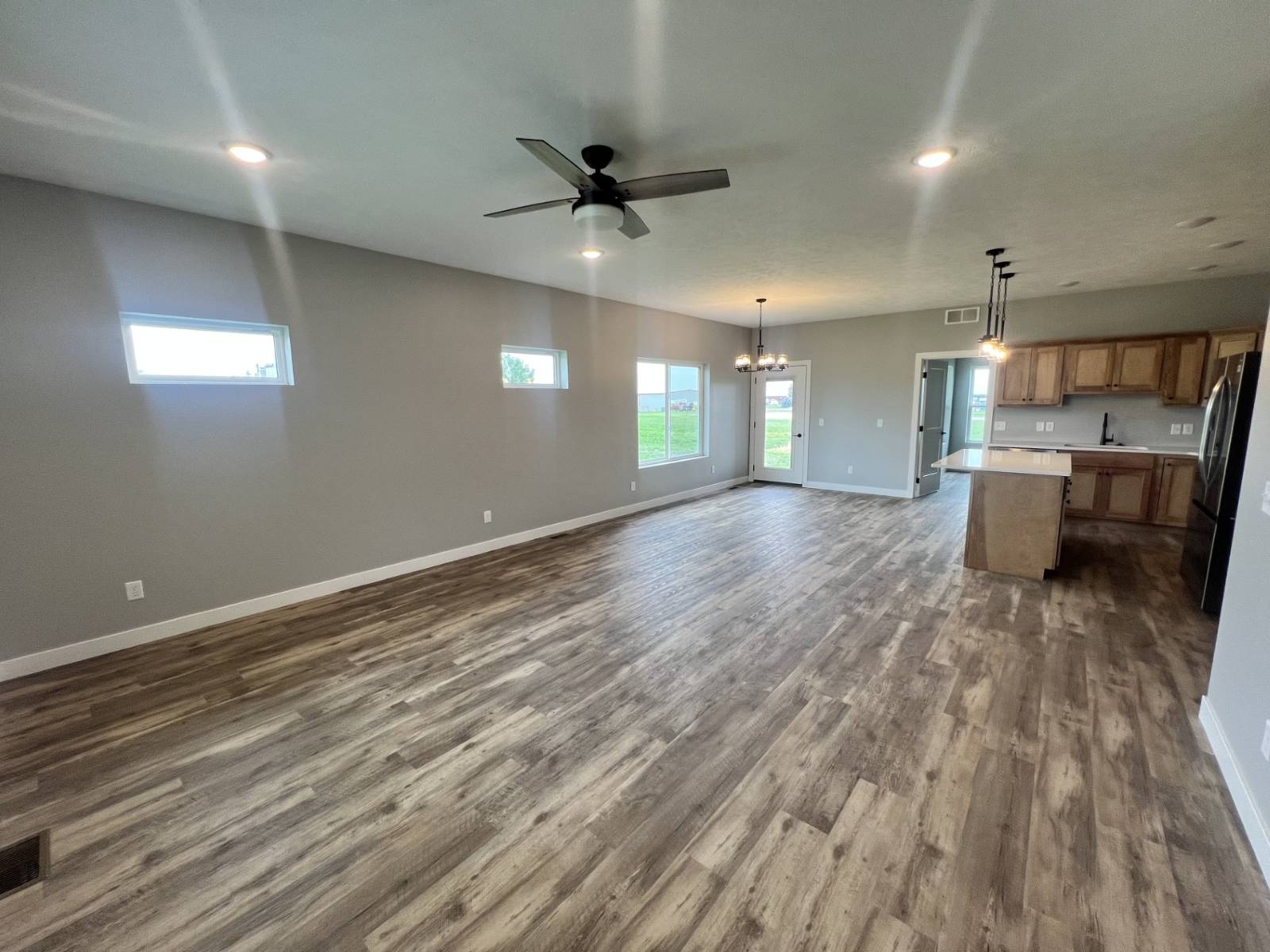 Photo 2 of 15 of home listing at 712 B. Street, Hampton, NE 68843