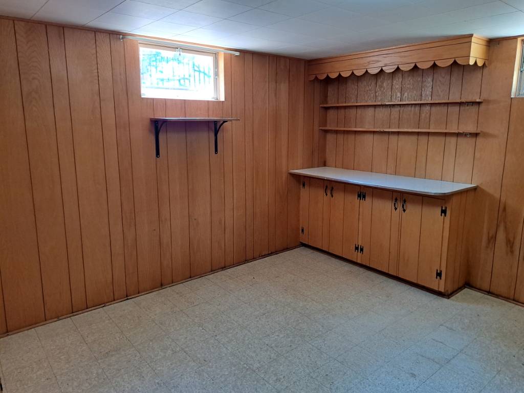 Photo 13 of 25 of home listing at 459 Morehead Street, Chadron, NE 69337