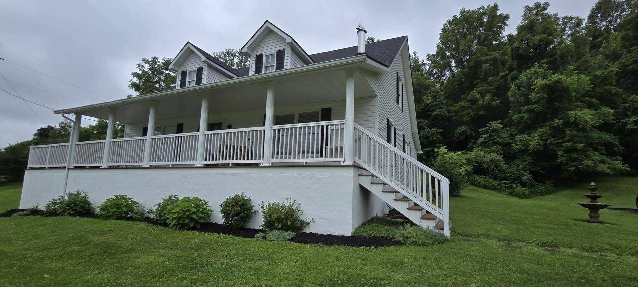 1037 High Rock Road
