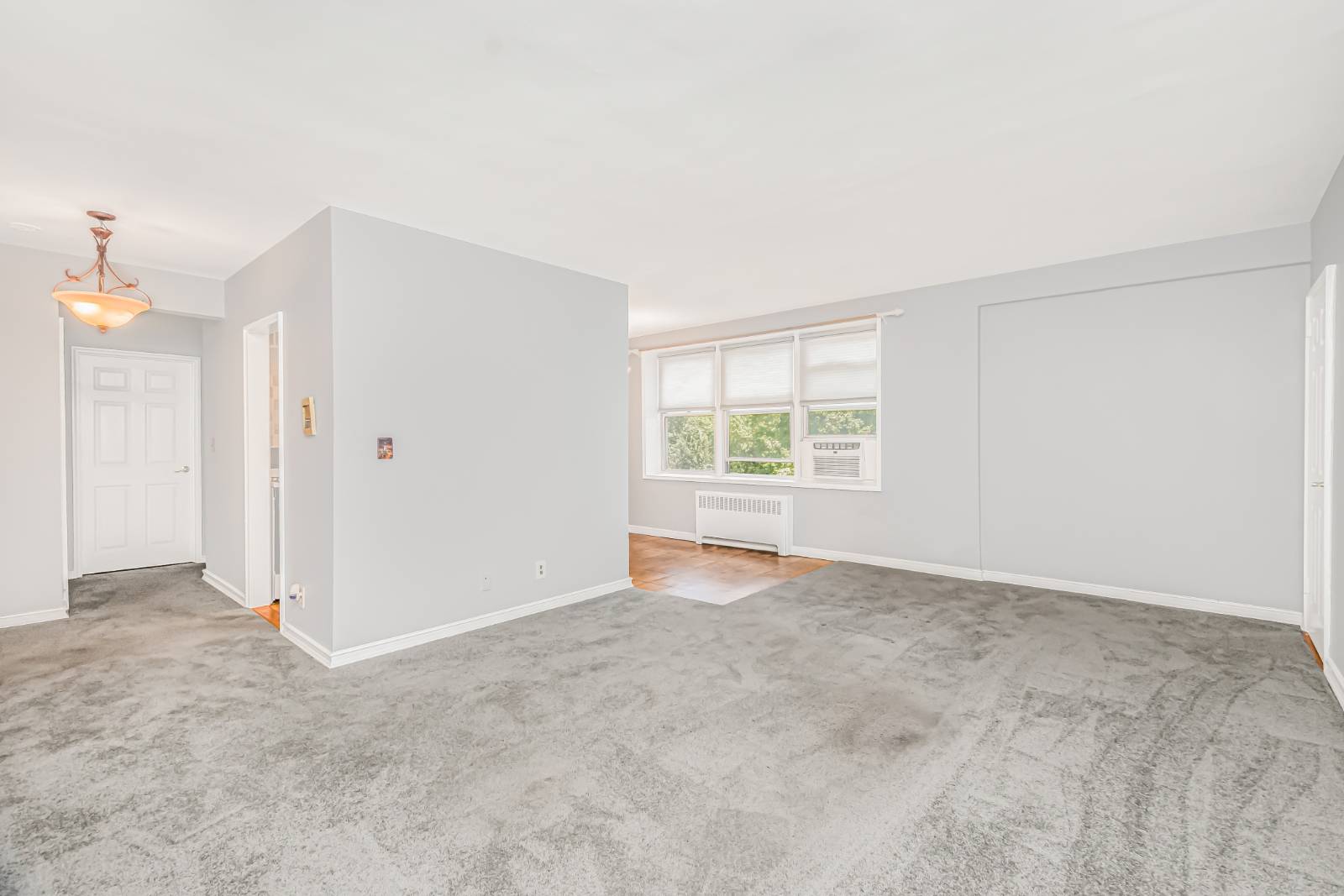1111 Midland Avenue, #4D