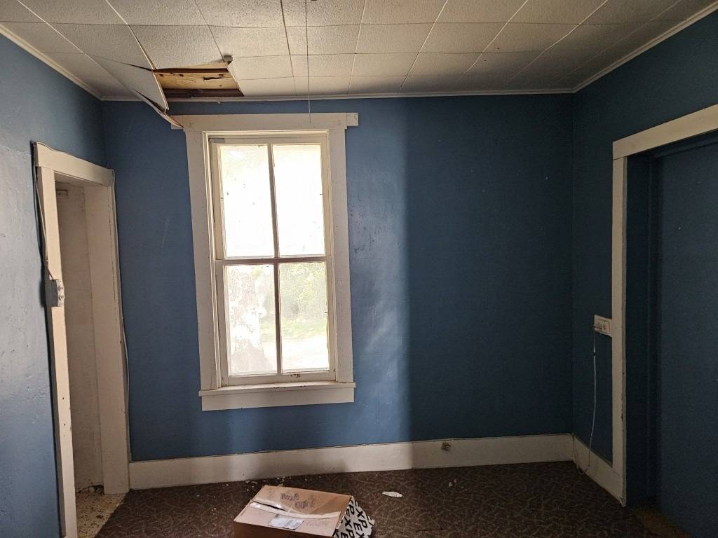 Photo 12 of 16 of home listing at 103 Elm Street, Crawford, NE 69339