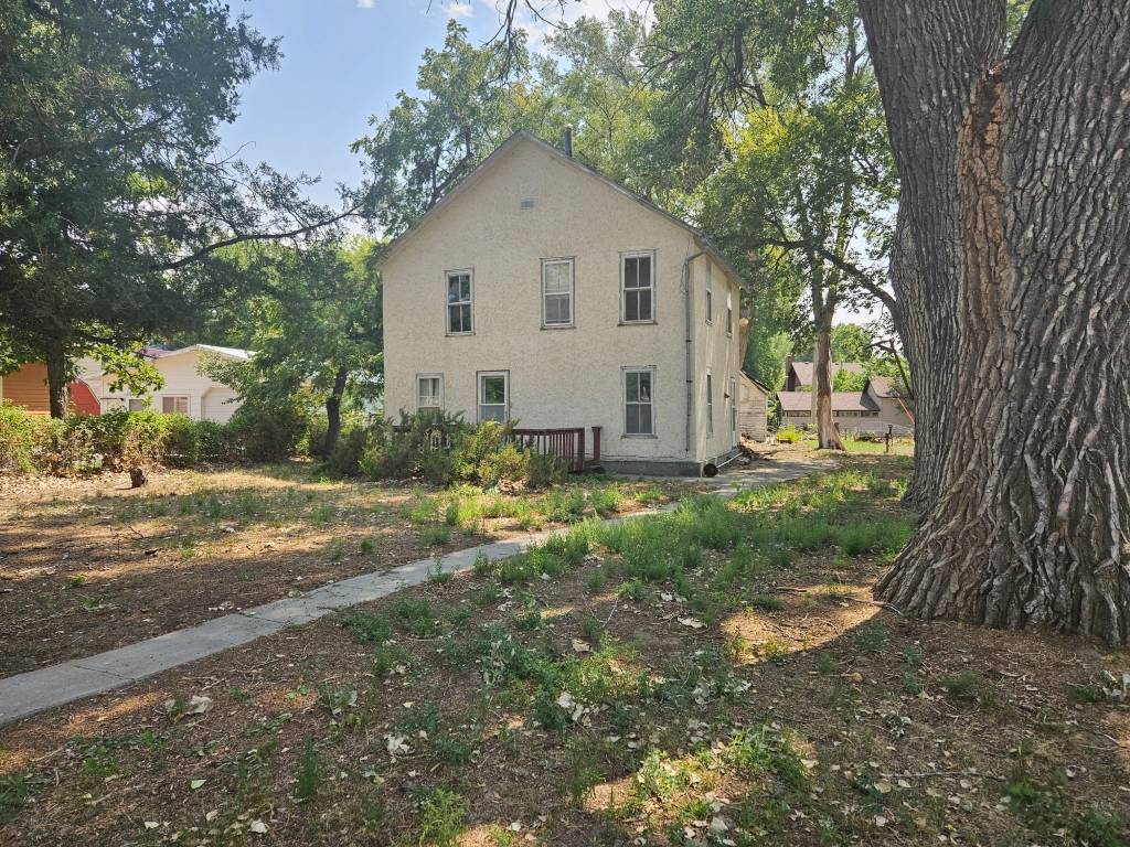 Photo 1 of 16 of home listing at 103 Elm Street, Crawford, NE 69339