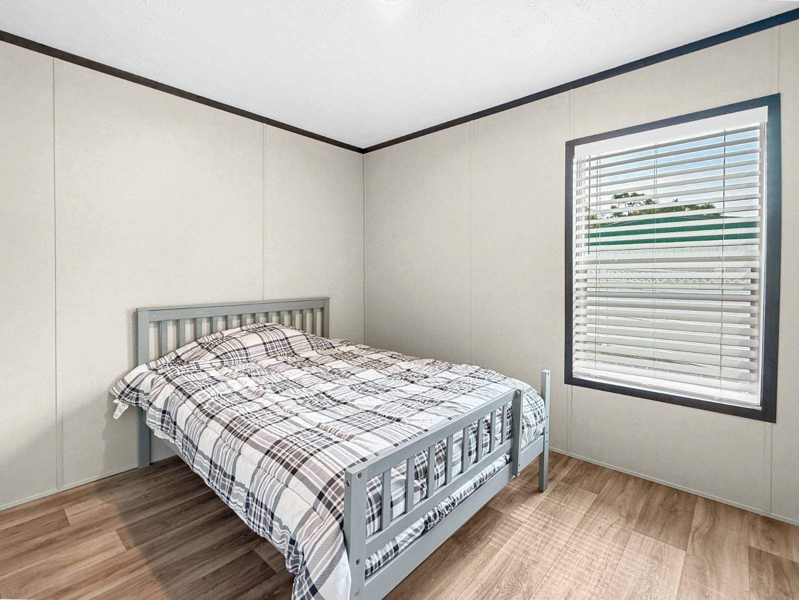 Photo 20 of 27 of manufactured home listing at 7 Rappala Nsl, Lemoyne, NE 69146