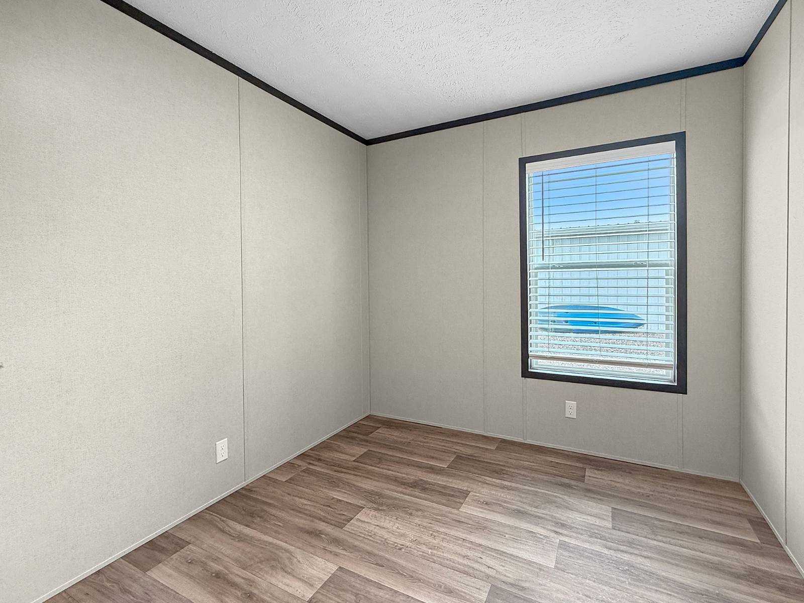 Photo 19 of 27 of manufactured home listing at 7 Rappala Nsl, Lemoyne, NE 69146