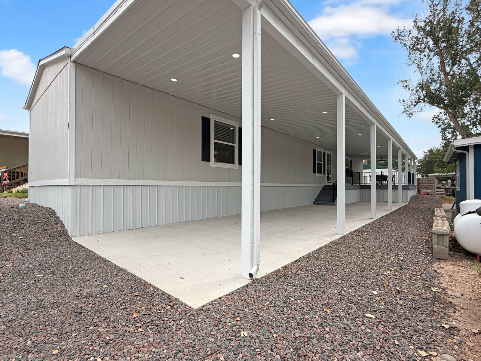 Photo 1 of 27 of manufactured home listing at 7 Rappala Nsl, Lemoyne, NE 69146