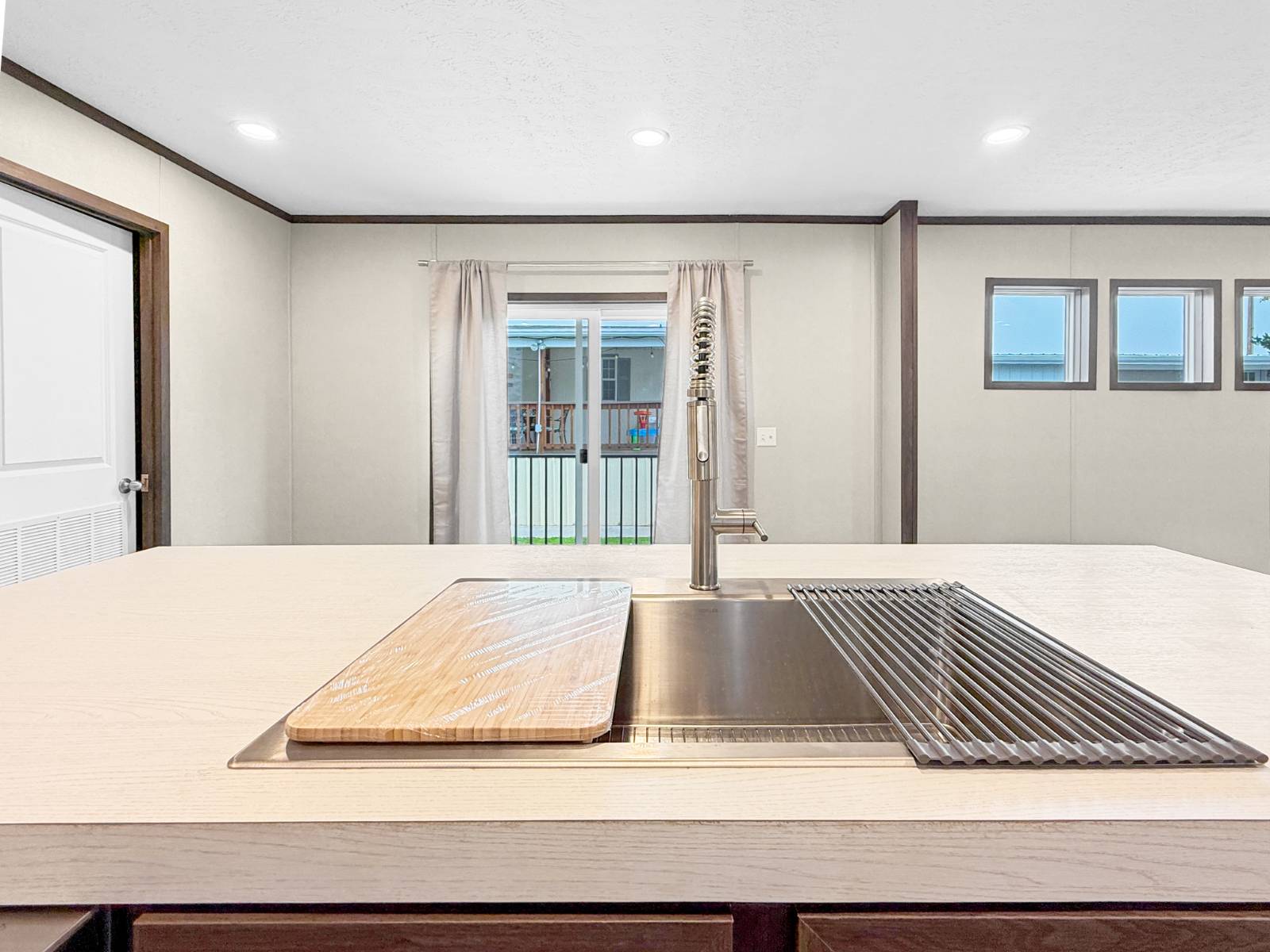 Photo 11 of 27 of manufactured home listing at 7 Rappala Nsl, Lemoyne, NE 69146
