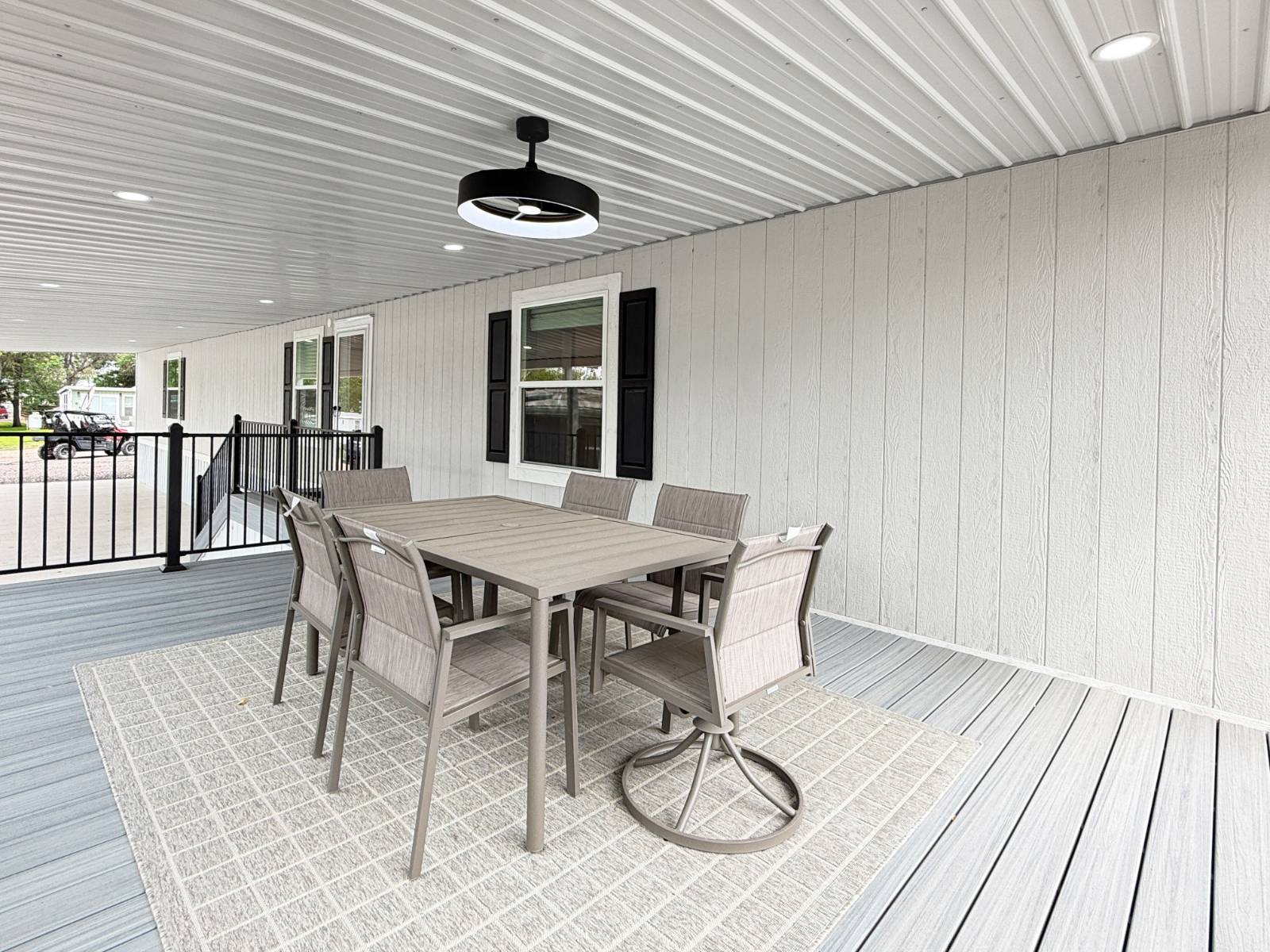 Photo 5 of 27 of manufactured home listing at 7 Rappala Nsl, Lemoyne, NE 69146