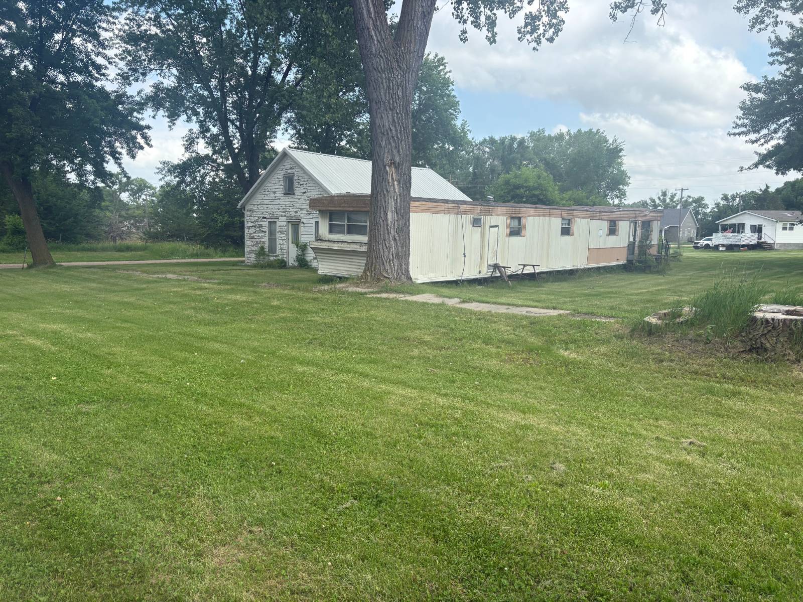 Photo 9 of 9 of land listing at 722 Central Avenue, Ericson, NE 68637