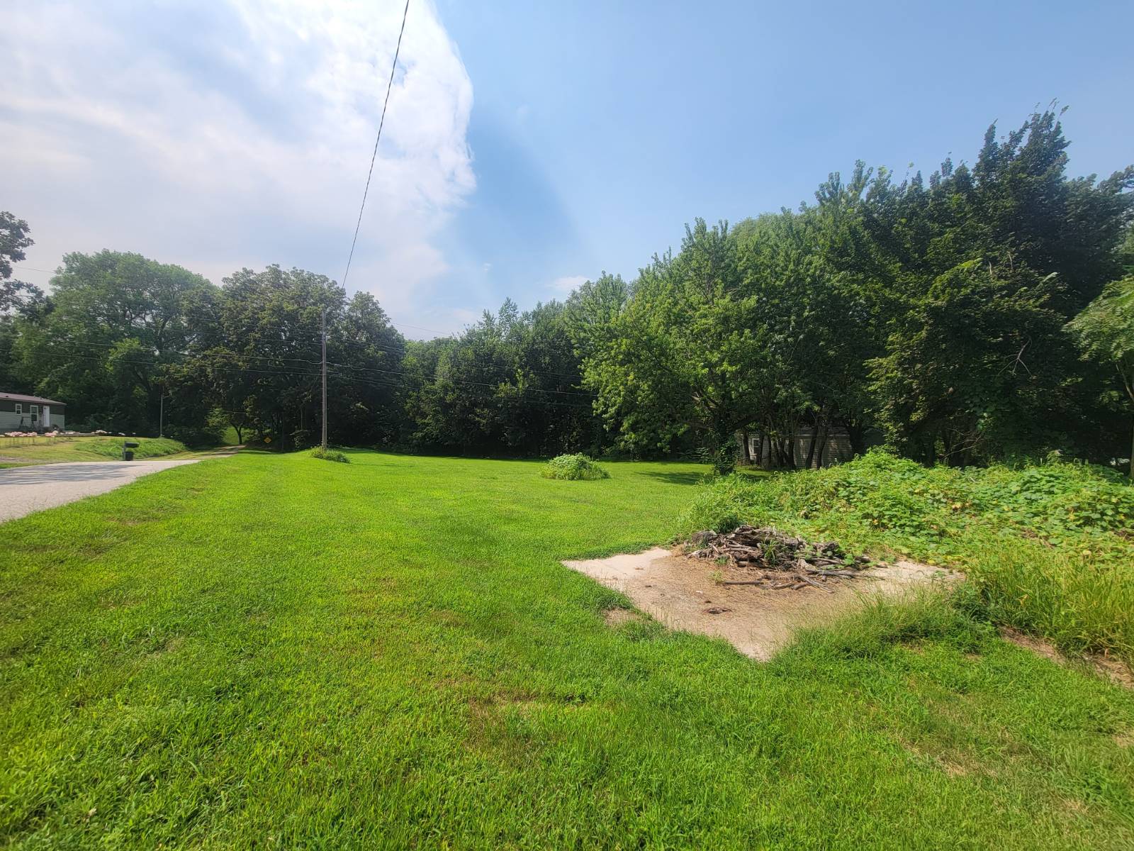 Photo 1 of 4 of land listing at 920 7th Street, Peru, NE 68421