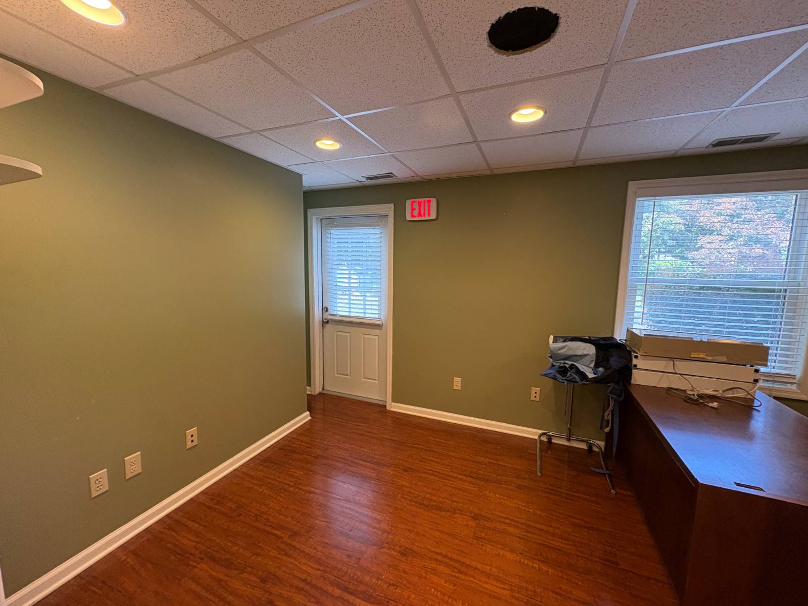 1528 Columbia Tpke