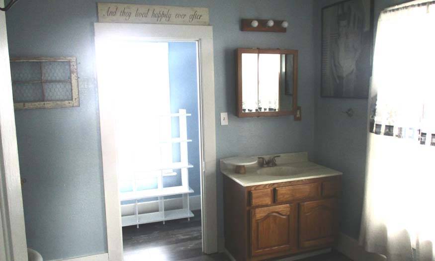 Photo 18 of 38 of home listing at 1694 680th Rd, Gordon, NE 69343