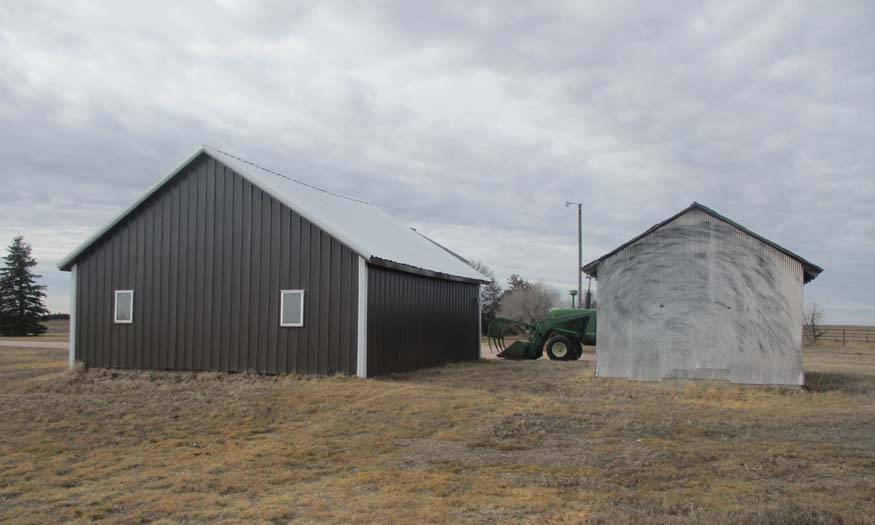 Photo 30 of 38 of home listing at 1694 680th Rd, Gordon, NE 69343