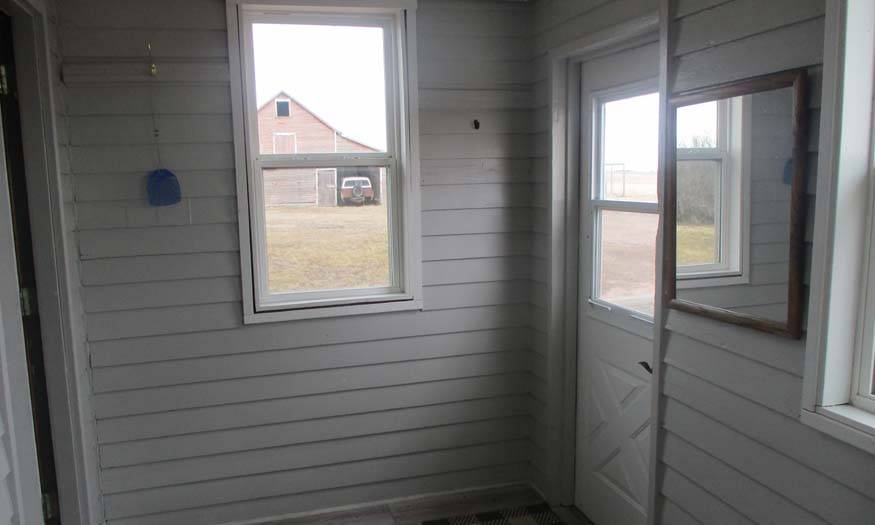 Photo 6 of 38 of home listing at 1694 680th Rd, Gordon, NE 69343