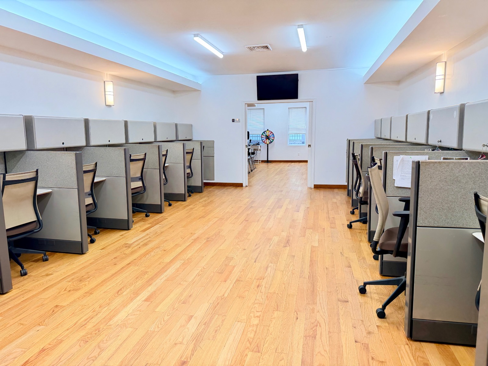 53-22 Roosevelt Ave , #2FL