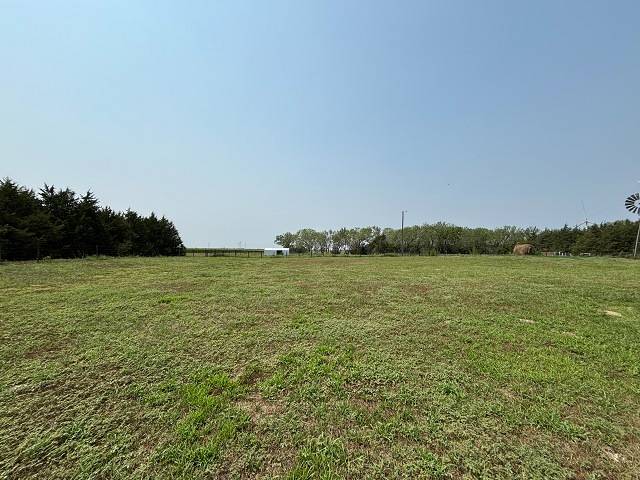 Photo 34 of 46 of home listing at 87807 504th Ave, O'neill, NE 68763