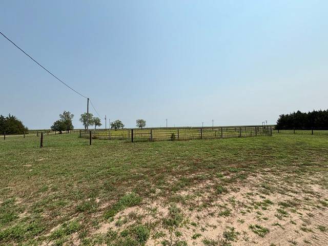 Photo 42 of 46 of home listing at 87807 504th Ave, O'neill, NE 68763