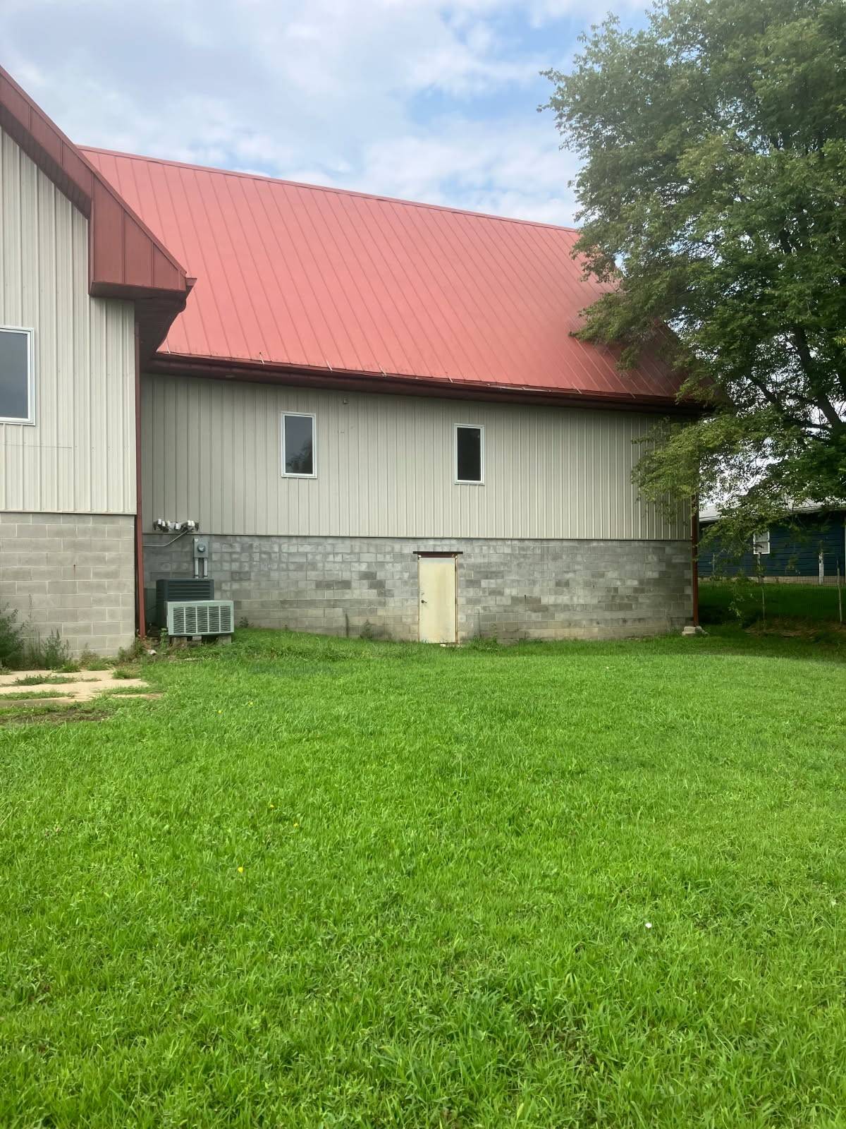Photo 8 of 8 of home listing at 513 W 3rd Street, Laurel, NE 68745