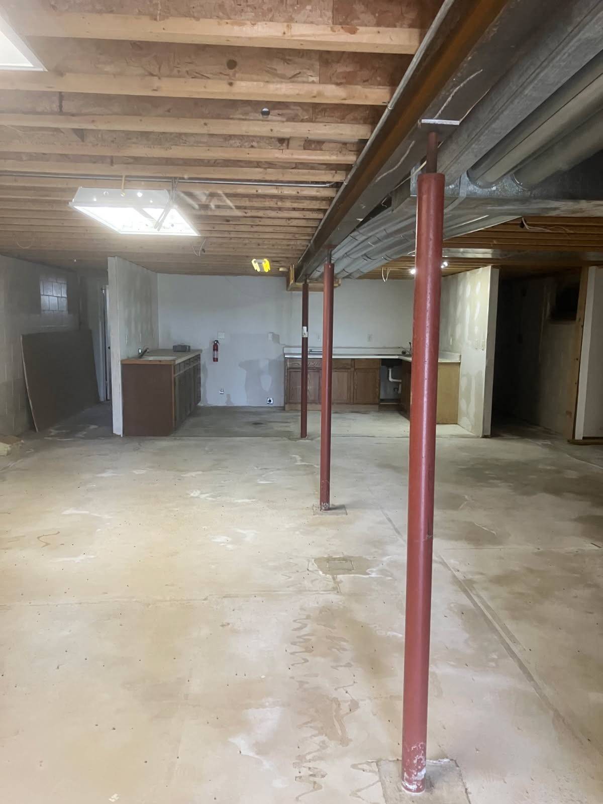 Photo 6 of 8 of home listing at 513 W 3rd Street, Laurel, NE 68745
