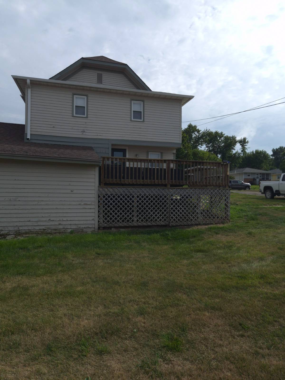 Photo 5 of 45 of home listing at 1100 13th St, Auburn, NE 68305
