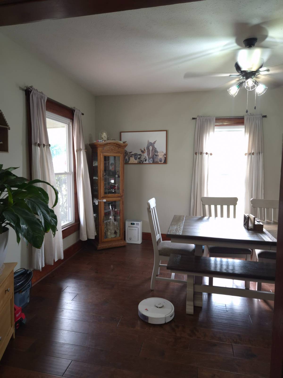 Photo 11 of 45 of home listing at 1100 13th St, Auburn, NE 68305