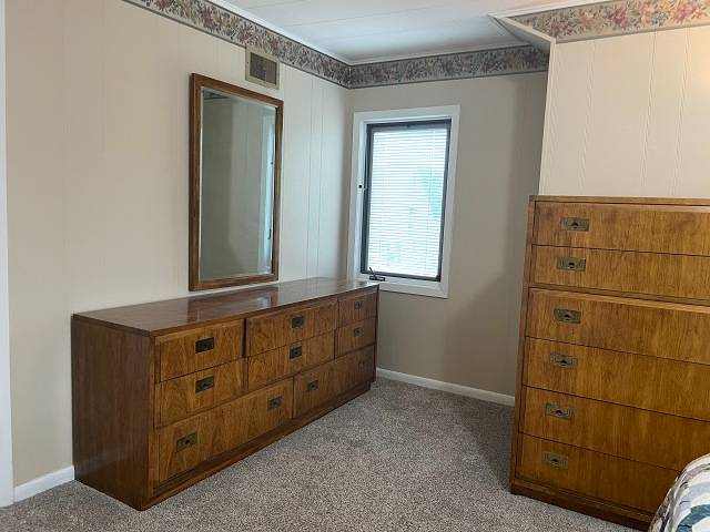 Photo 31 of 47 of home listing at 110 W 6th Street, Valentine, NE 69201