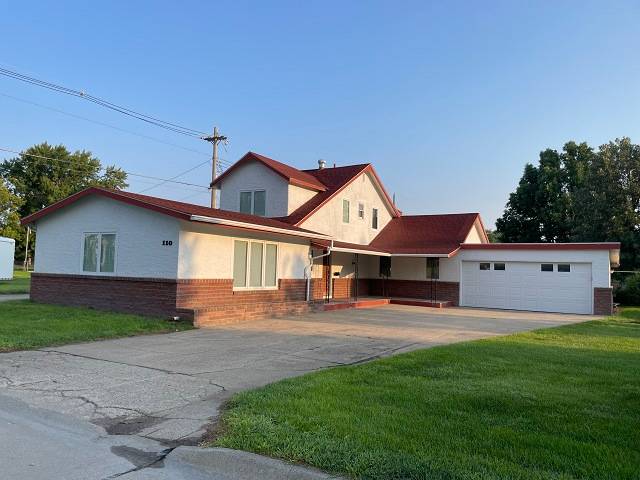 Photo 1 of 47 of home listing at 110 W 6th Street, Valentine, NE 69201