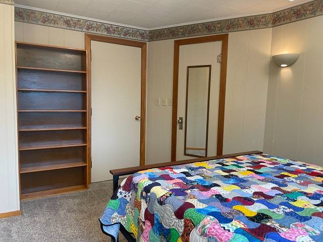 Photo 34 of 47 of home listing at 110 W 6th Street, Valentine, NE 69201