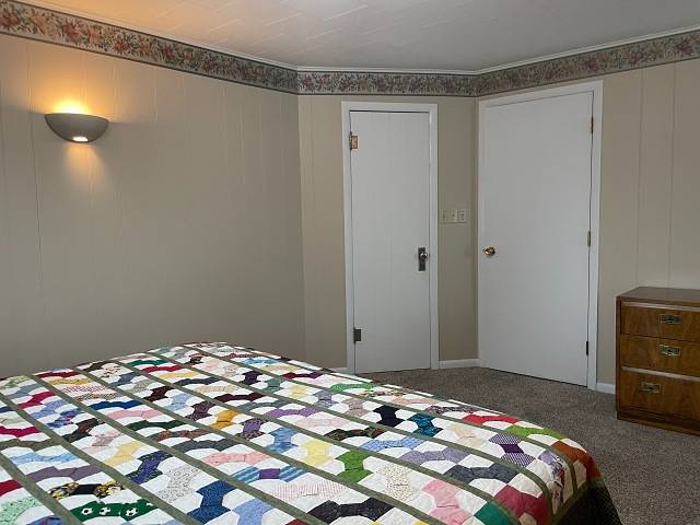 Photo 30 of 47 of home listing at 110 W 6th Street, Valentine, NE 69201