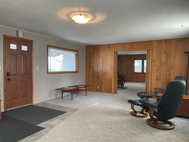 Photo 15 of 47 of home listing at 110 W 6th Street, Valentine, NE 69201