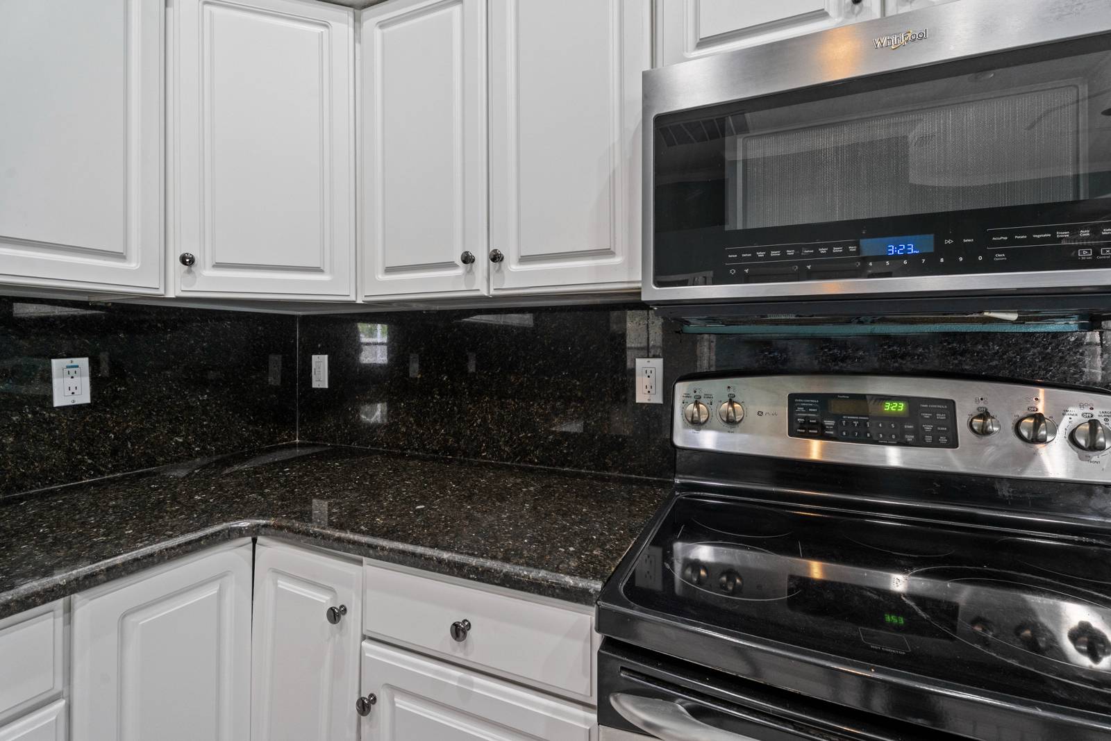 2087 Westbourne Dr, Oviedo, FL 32765