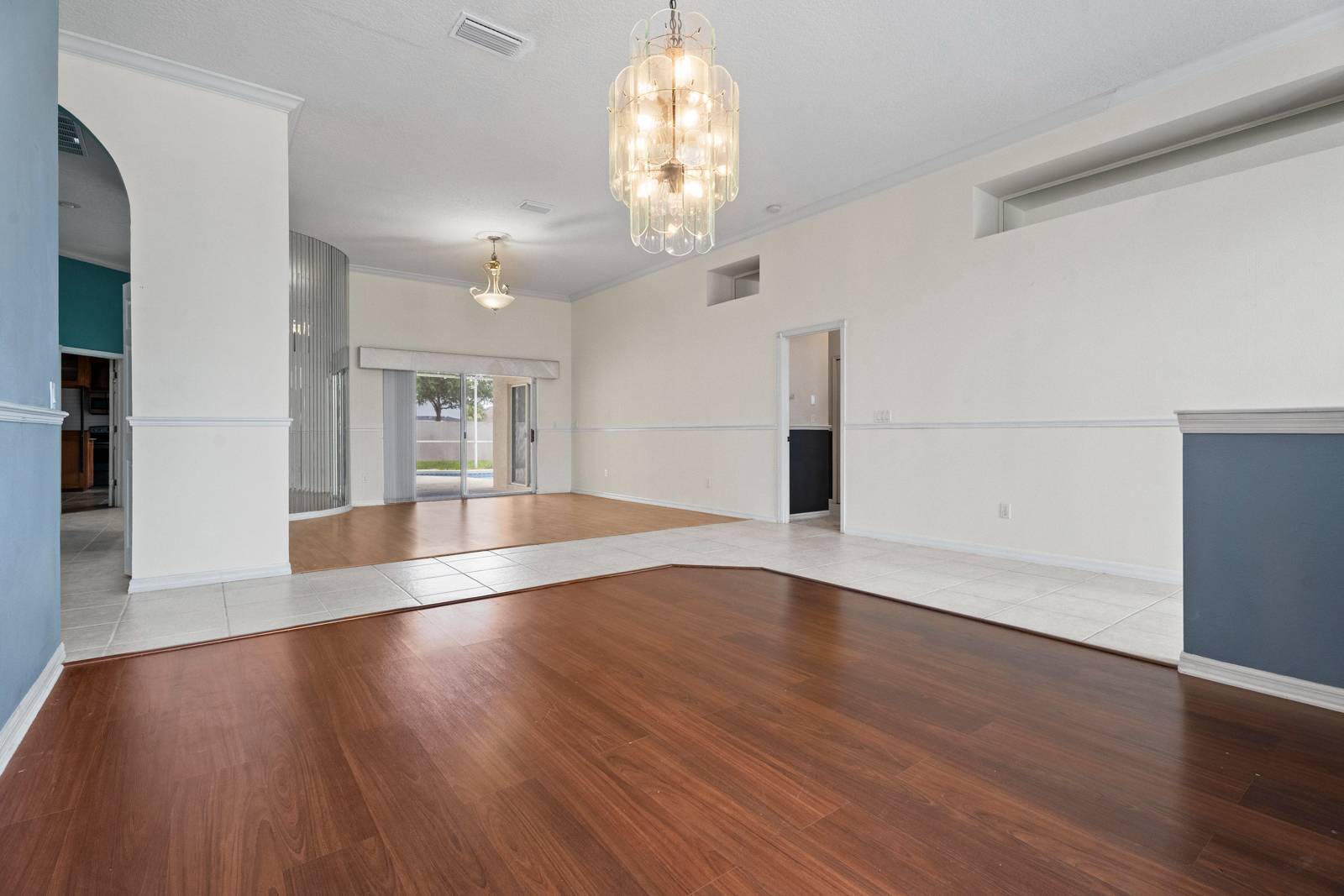 2087 Westbourne Dr, Oviedo, FL 32765