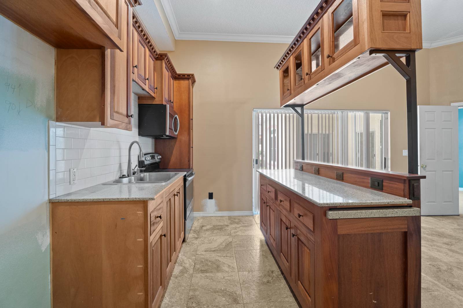 2087 Westbourne Dr, Oviedo, FL 32765