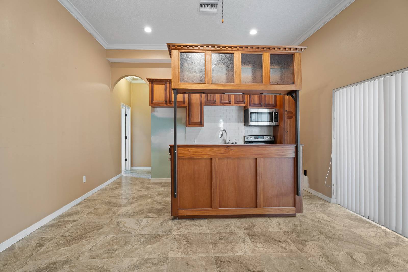 2087 Westbourne Dr, Oviedo, FL 32765