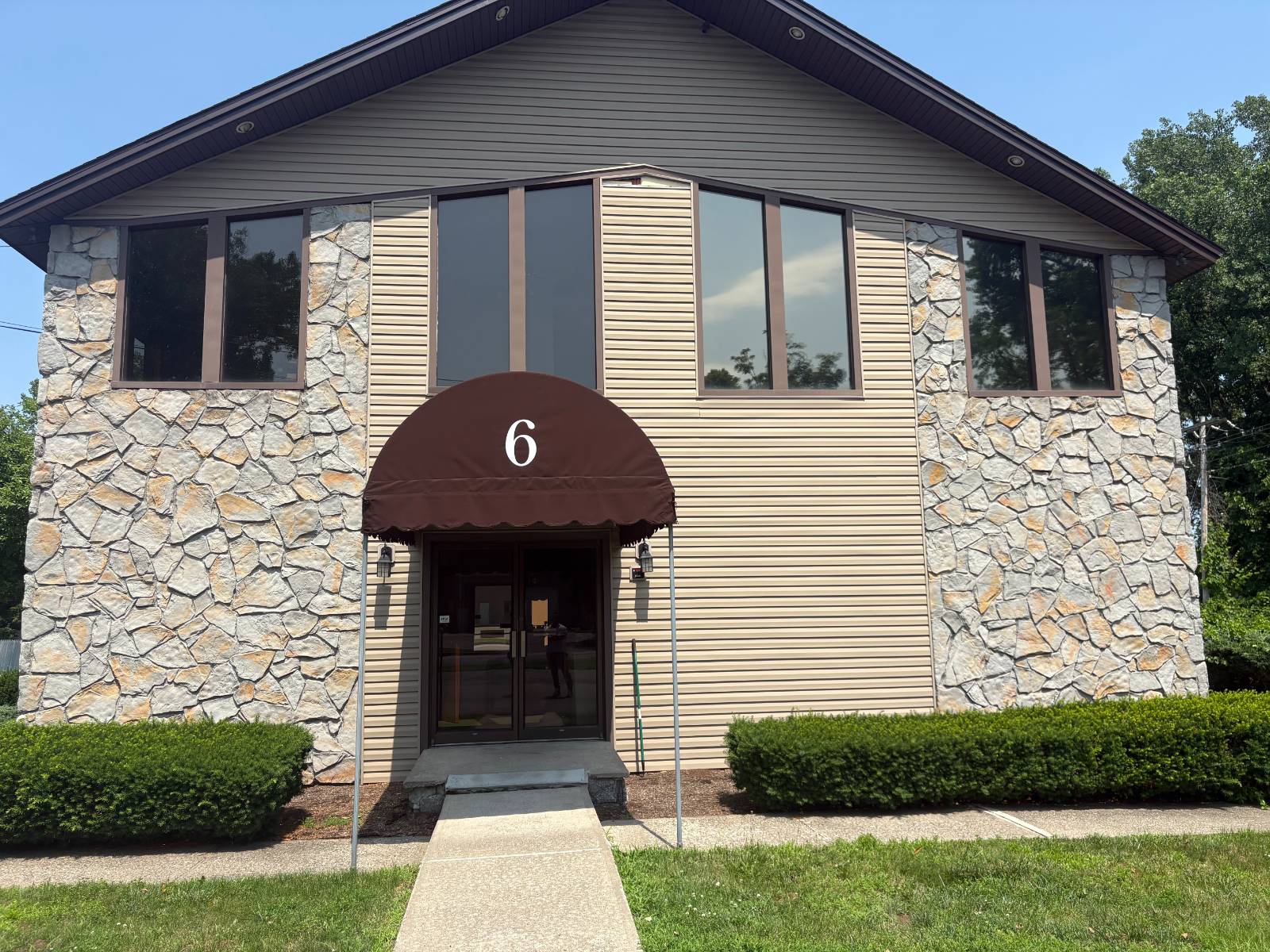 6 Walker Way