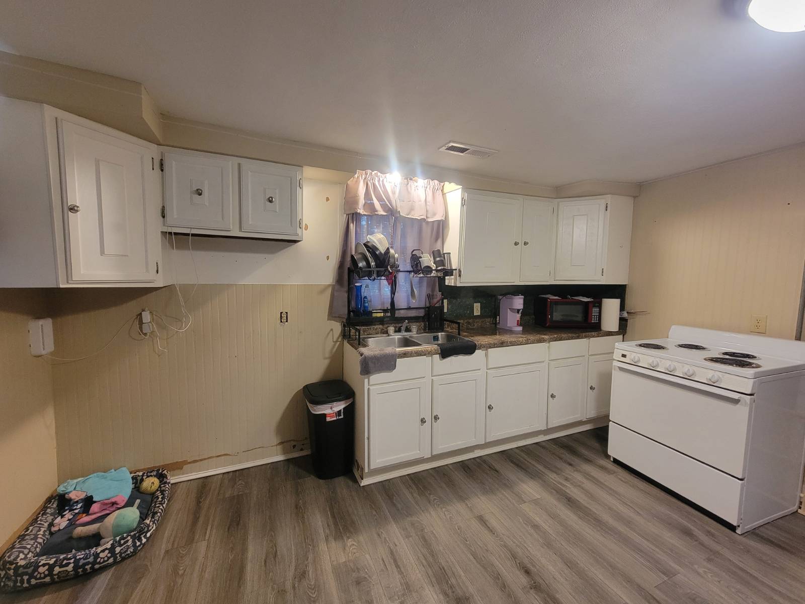 Photo 6 of 24 of home listing at 420 5th Street, Peru, NE 68421
