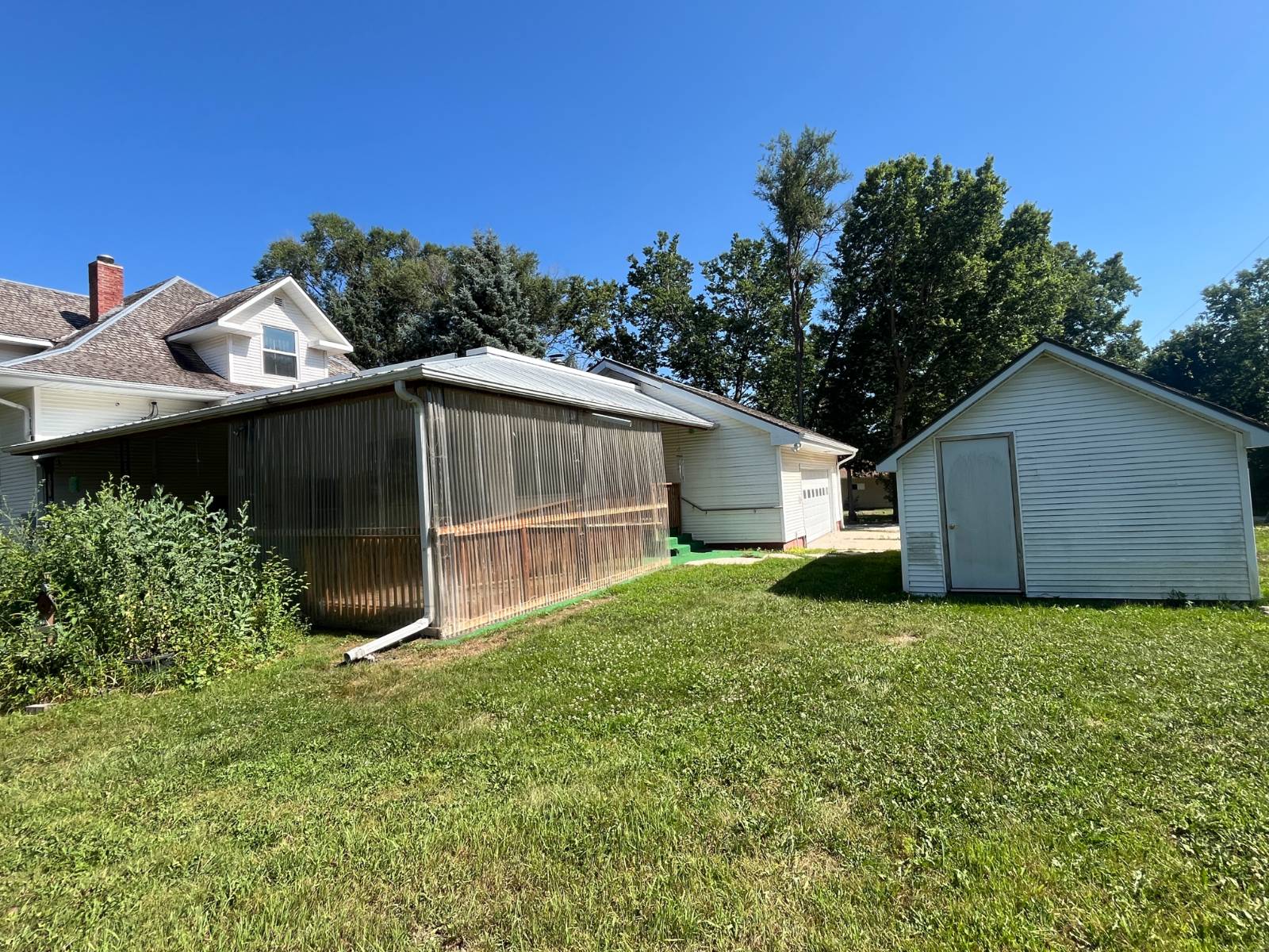 Photo 23 of 25 of home listing at 710 K Street, Neligh, NE 68756
