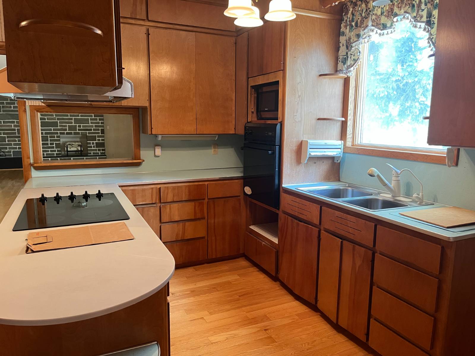 Photo 5 of 25 of home listing at 710 K Street, Neligh, NE 68756