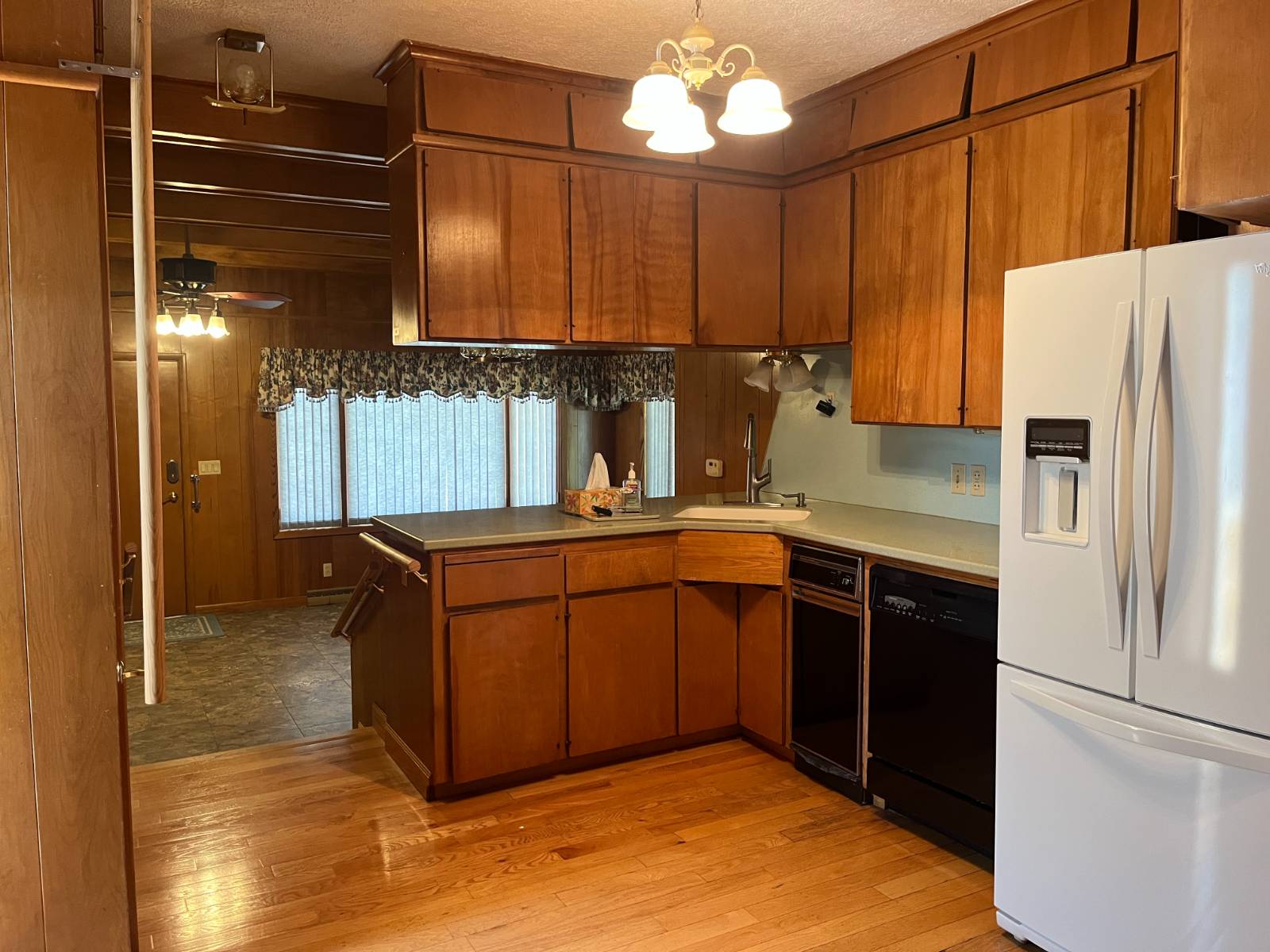 Photo 6 of 25 of home listing at 710 K Street, Neligh, NE 68756